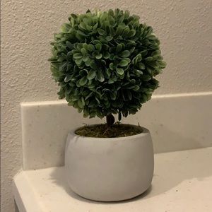 🌳Faux Floral Home & Office Decor 🌳